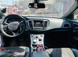 كرايسلر 200